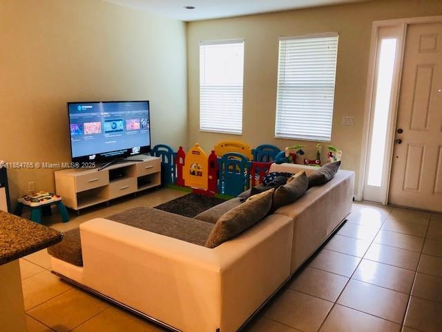2950 St Thomas Dr, Cooper City, Florida 33024, USA