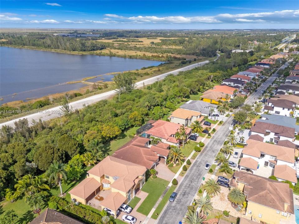 2294 SW 195th Ave, Miramar, Florida 33029, Estados Unidos
