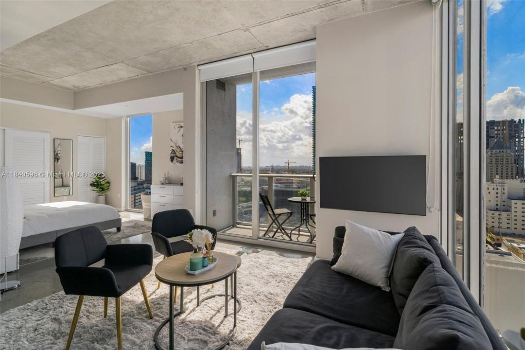 151 SE 1st St 2110, Miami, فلوريدا 33131, الولايات المتحدة