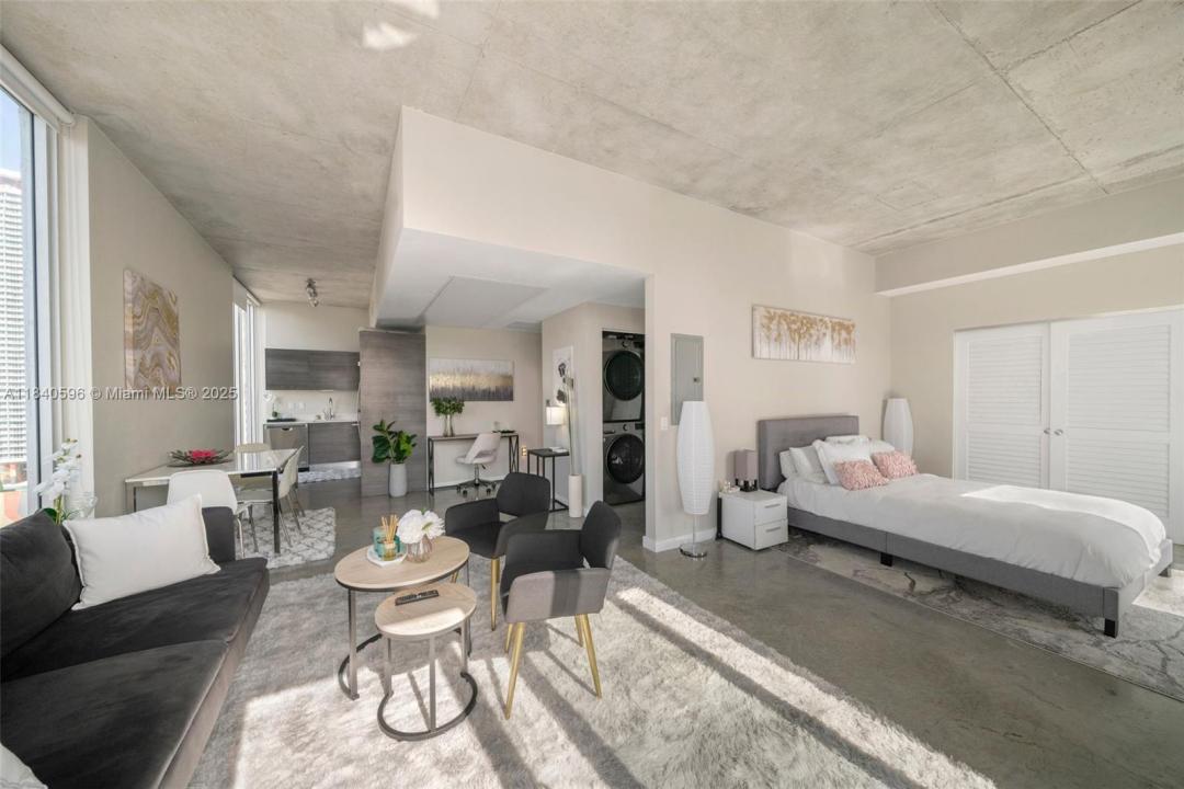 151 SE 1st St 2110, Miami, فلوريدا 33131, الولايات المتحدة