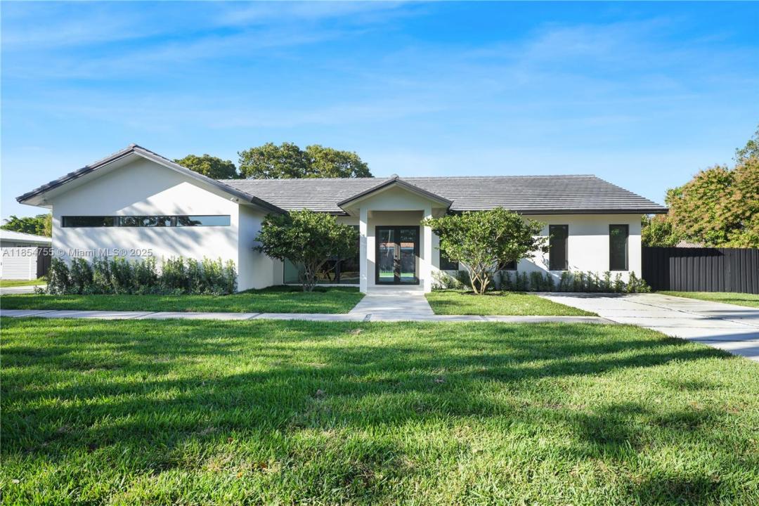 8765 SW 175th St, Palmetto Bay, Florida 33157, USA