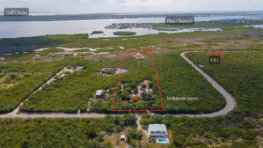 2231 Middle Torch Rd, Middle Keys, Florida 33042, USA