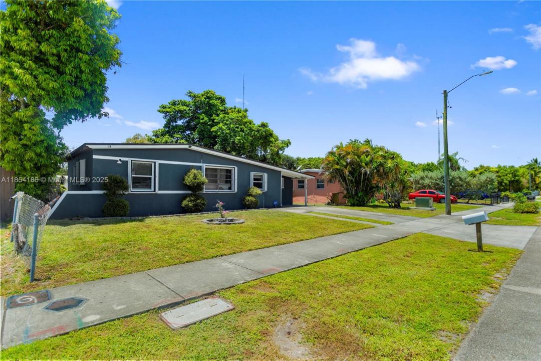 3760 SW 47th Ave, West Park, Florida 33023, Amerika Birleşik Devletleri
