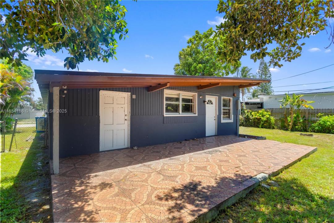 3760 SW 47th Ave, West Park, Florida 33023, Amerika Birleşik Devletleri