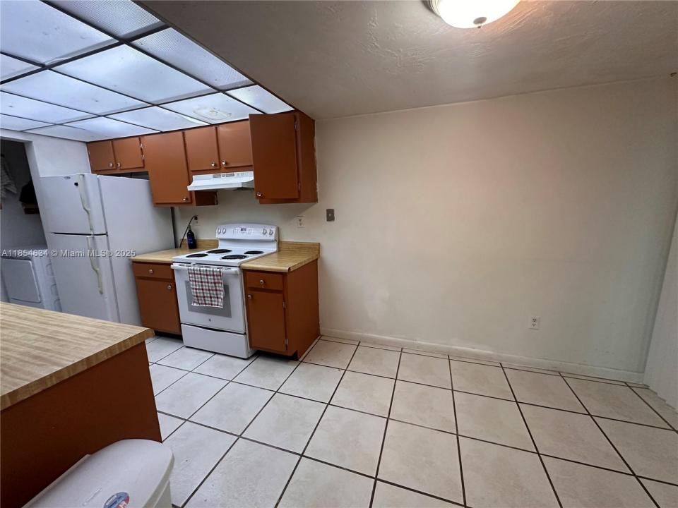 11604 SW 124th Ct 1, Miami, Florida 33186