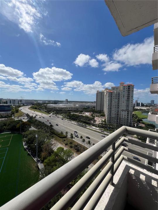 3300 NE 191st St 1805, Aventura, פלורידה 33180, ארצות הברית של אמריקה