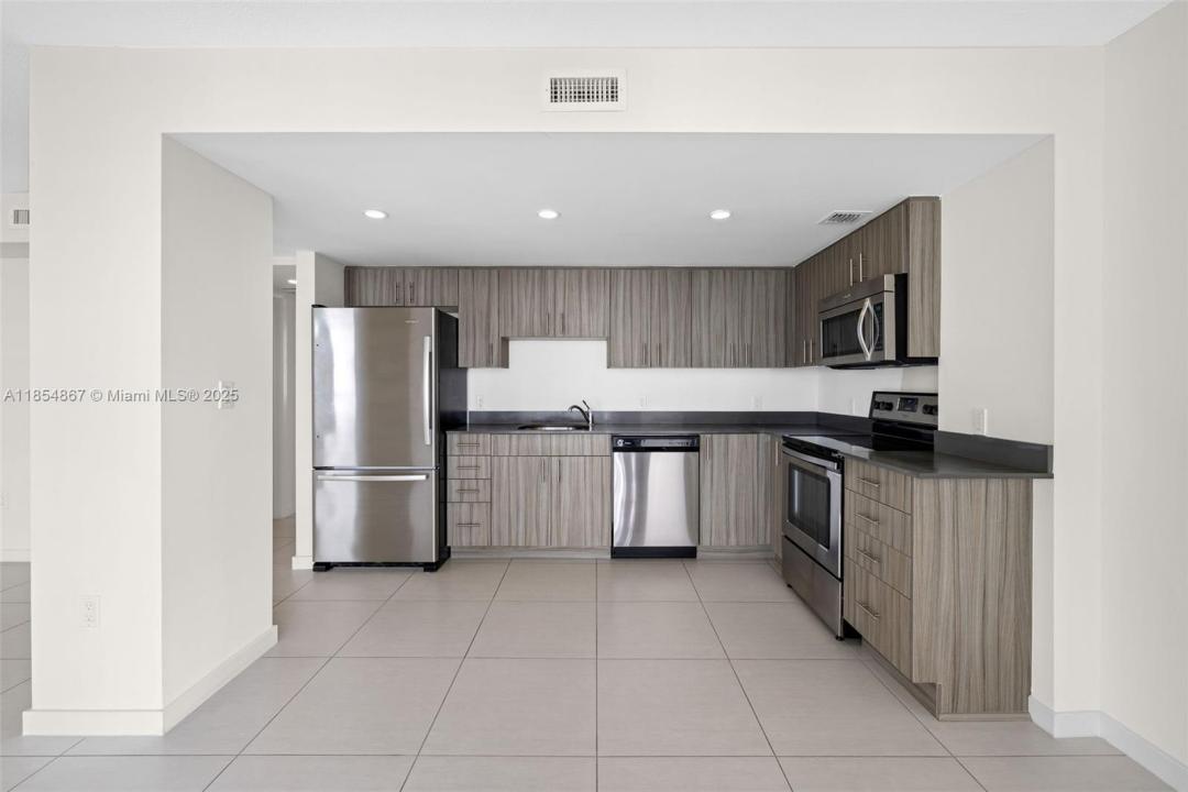 910 West Ave 0326, Miami Beach, Floride 33139, États-Unis
