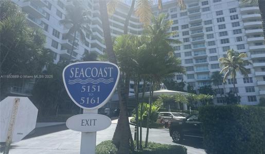 5161 Collins Ave 504, Miami Beach, Florida 33140, USA