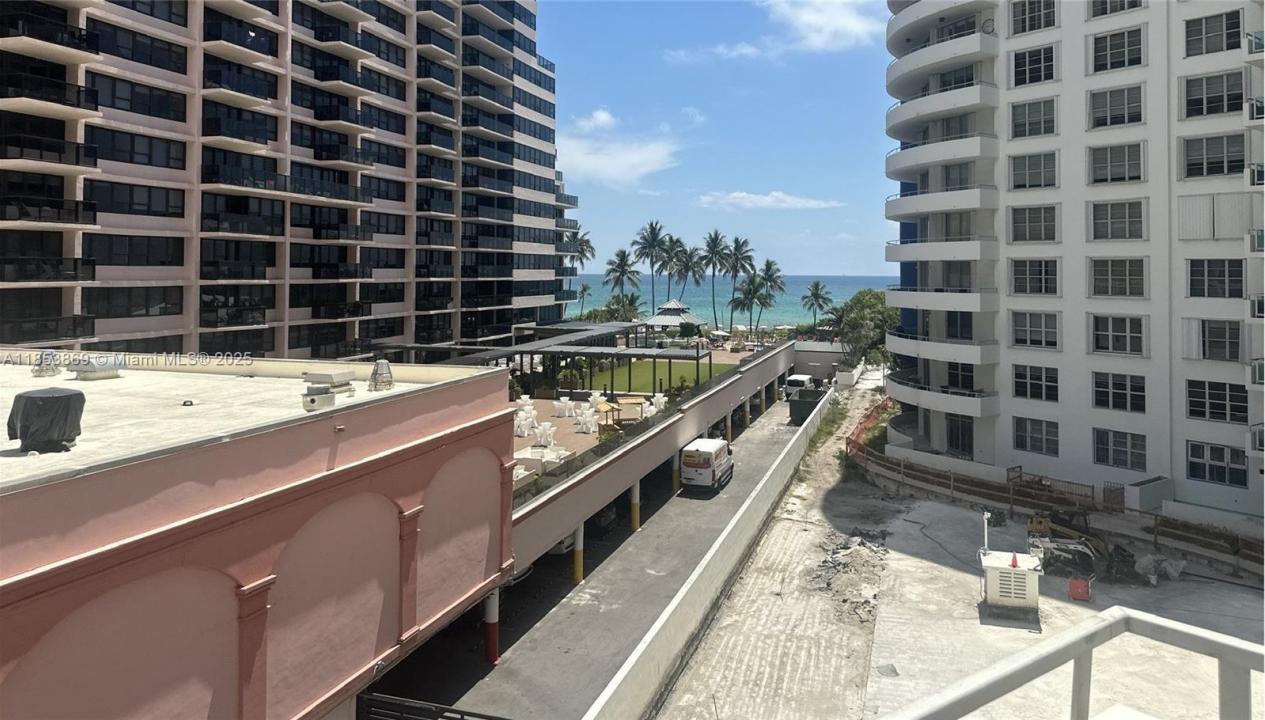 5161 Collins Ave 504, Miami Beach, Florida 33140