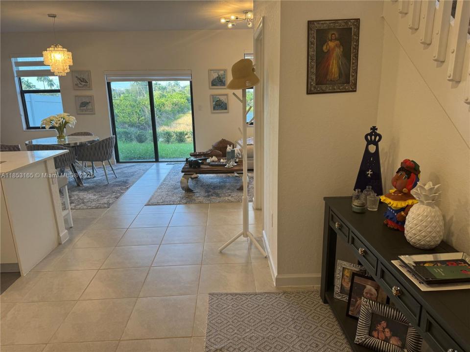 631 NW 204th St, Miami Gardens, Floryda 33169, USA