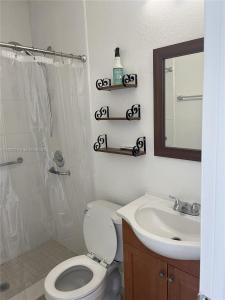 15141 NW 33rd Ave 15141, Miami Gardens, Florida 33054, USA