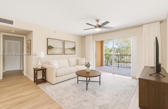 1150 Wildwood Lakes Blvd 203, Naples, 佛罗里达州 34104, 美国