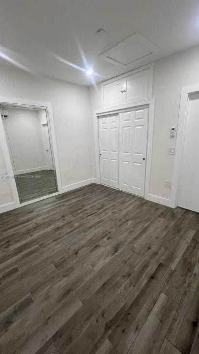 7556 S Waterway Dr 1, Miami, 佛罗里达州 33155, 美国