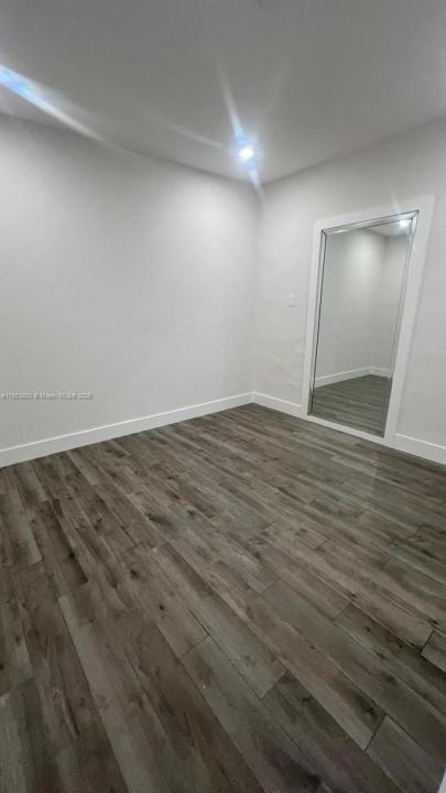 7556 S Waterway Dr 1, Miami, 佛罗里达州 33155, 美国