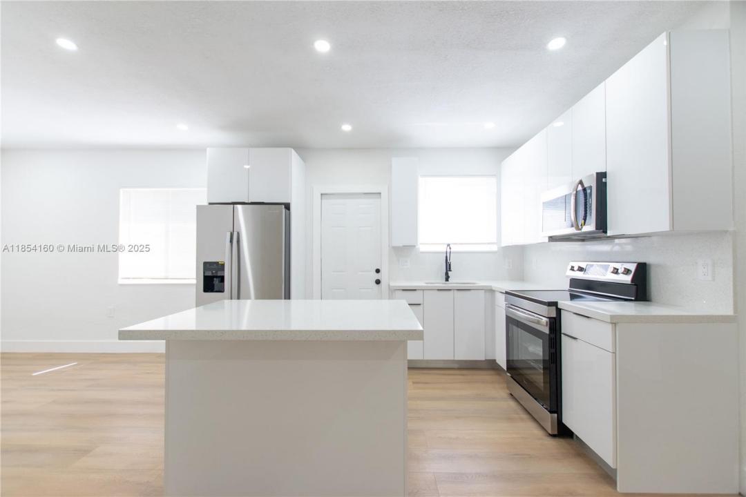 4701 NW 10th Ave, Miami, Флорида 33127, Соединенные Штаты