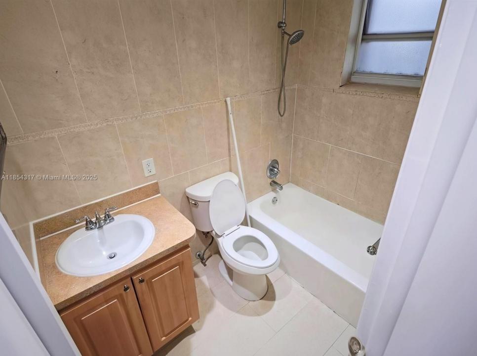1280 W 54th St 308B, Hialeah, 佛羅里達州 33012, 美國
