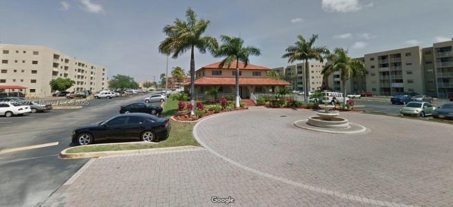 8185 NW 7th St 206, Miami, Florida 33126, USA
