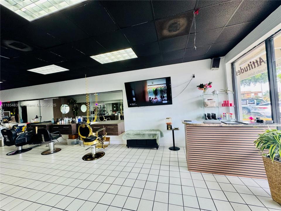 6882 NW 169th, Hialeah, Florida 33015