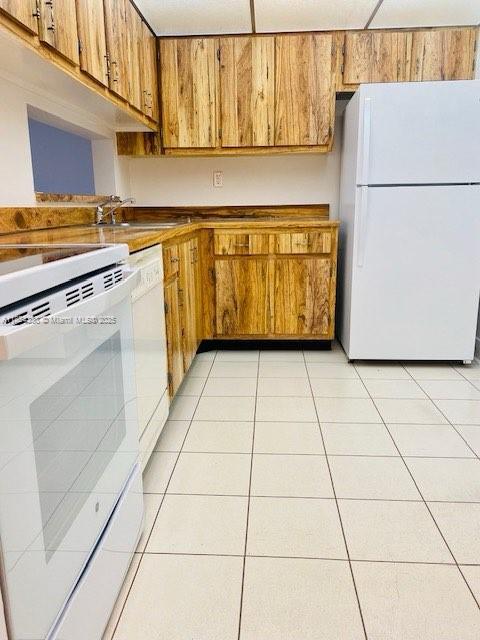 8075 SW 107th Ave 213, Miami, 佛羅里達州 33173, 美國