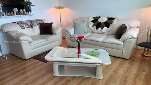 12 Westbury A 12, Deerfield Beach, Florida 33442, USA