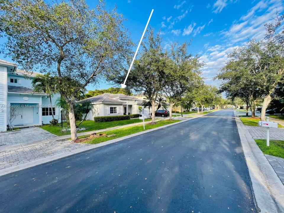 2875 NE 4th St, Homestead, Florida 33033