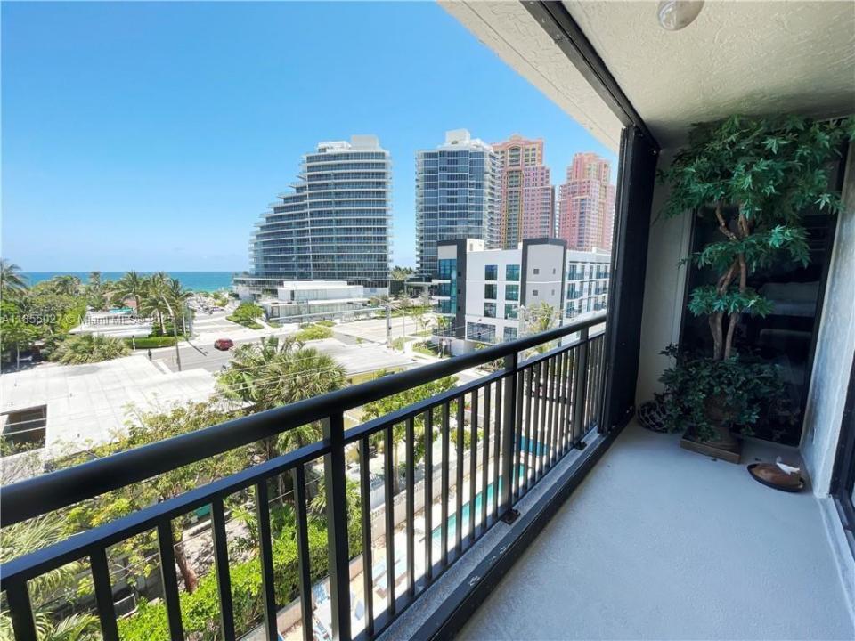 2300 NE 33rd Ave 606, Fort Lauderdale, Florida 33305, Estados Unidos