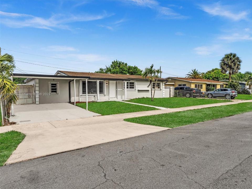 19021 NW 23rd Ct, Miami Gardens, Florida 33056, Estados Unidos