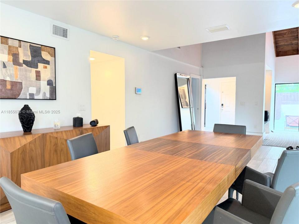 20429 NE 10th Ct Rd 20429, Miami, Florida 33179, Estados Unidos