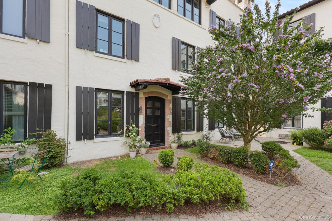 7 Park Avenue Terrace, Eastchester, New York 10708