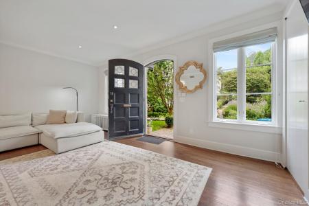 7 Park Avenue Terrace, Eastchester, New York 10708