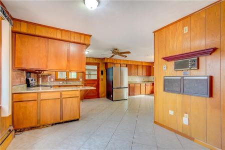 143 Waumsett Avenue, Cumberland, Rhode Island 02864, Estados Unidos