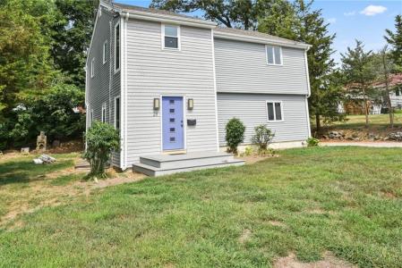 28 Sand Hill Drive, North Kingstown, رود ايلاند 02852, الولايات المتحدة