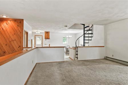28 Sand Hill Drive, North Kingstown, رود ايلاند 02852, الولايات المتحدة