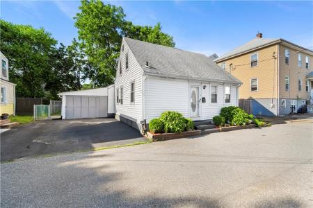 7 Snell Court, West Warwick, 羅德島州 02893, 美國