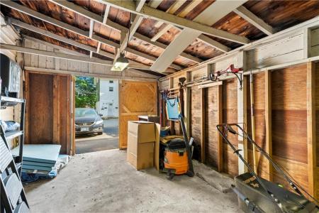 7 Snell Court, West Warwick, RI 02893, USA