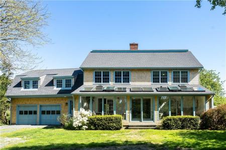 304 Third Beach Road, Newport, RI 02842, USA