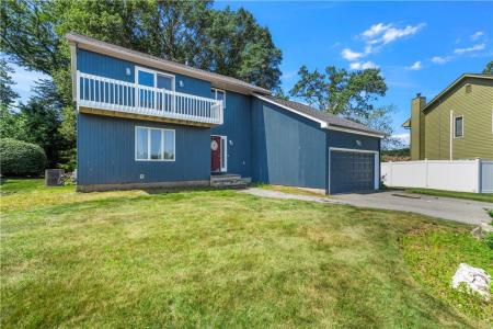 7 West Lakeview Drive, North Providence, RI 02904, USA