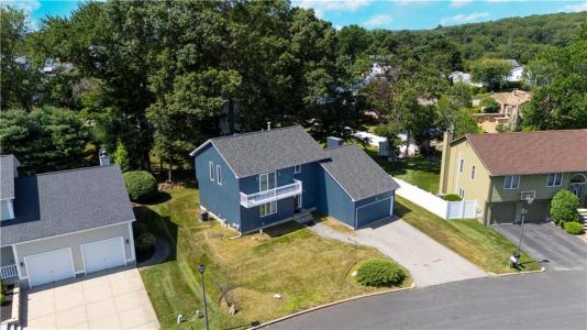 7 West Lakeview Drive, North Providence, Rhode Island 02904, États-Unis