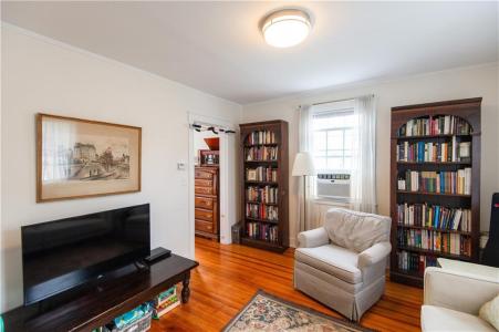 8 Palmer Street, Newport, RI 02840, USA