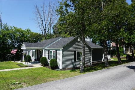 40 Sunset Avenue, Woonsocket, Rhode Island 02895, Stati Uniti