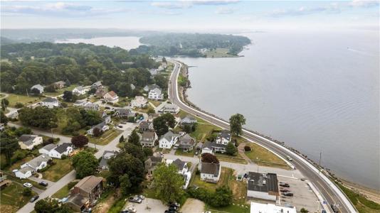 16 Narragansett Avenue, Tiverton, 羅德島州 02878, 美國