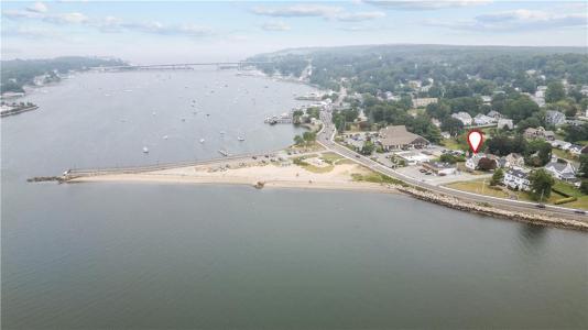 16 Narragansett Avenue, Tiverton, 羅德島州 02878, 美國