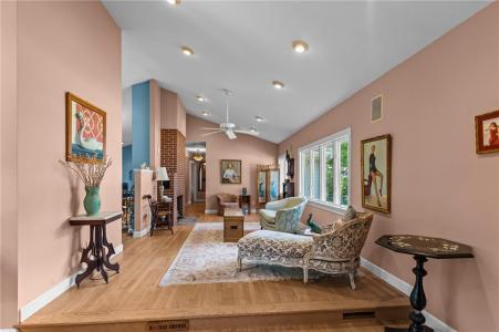 72 Highland Avenue, Barrington, Род Айленд 02806, Соединенные Штаты
