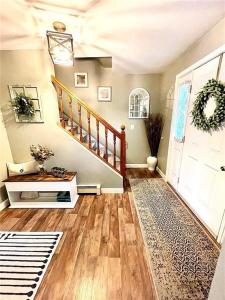 8 Orchard Street, West Warwick, Rhode Island 02893, HOA KỲ