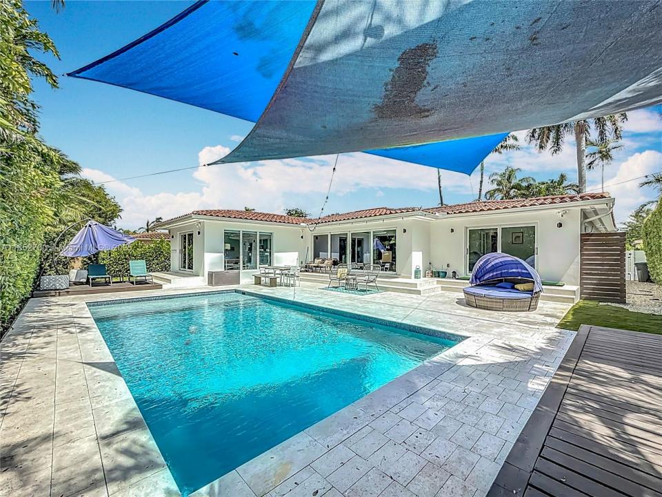 1080 NE 104th St, Miami Shores, פלורידה 33138, ארצות הברית של אמריקה 