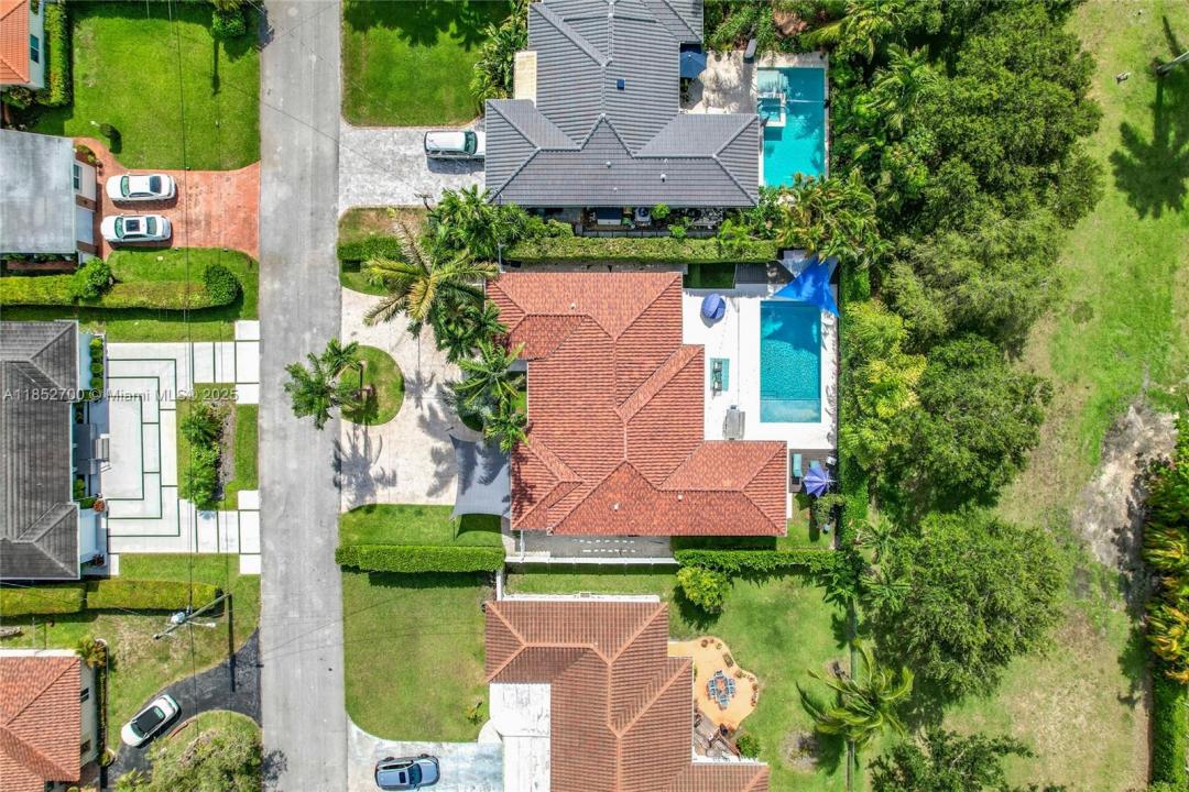 1080 NE 104th St, Miami Shores, פלורידה 33138, ארצות הברית של אמריקה 