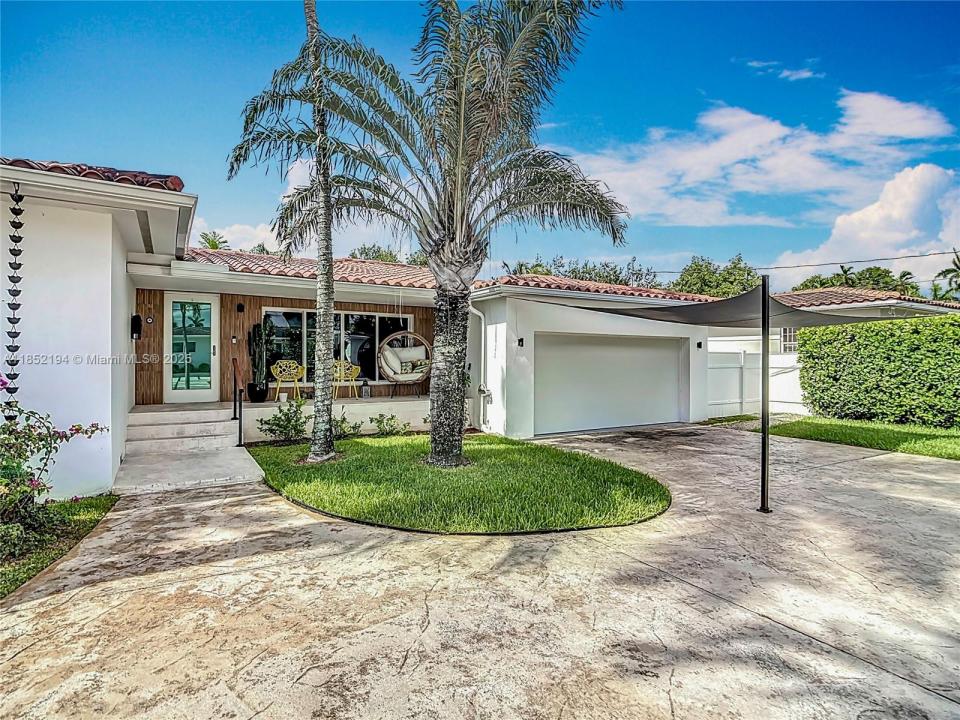 1080 NE 104th St, Miami Shores, פלורידה 33138, ארצות הברית של אמריקה 