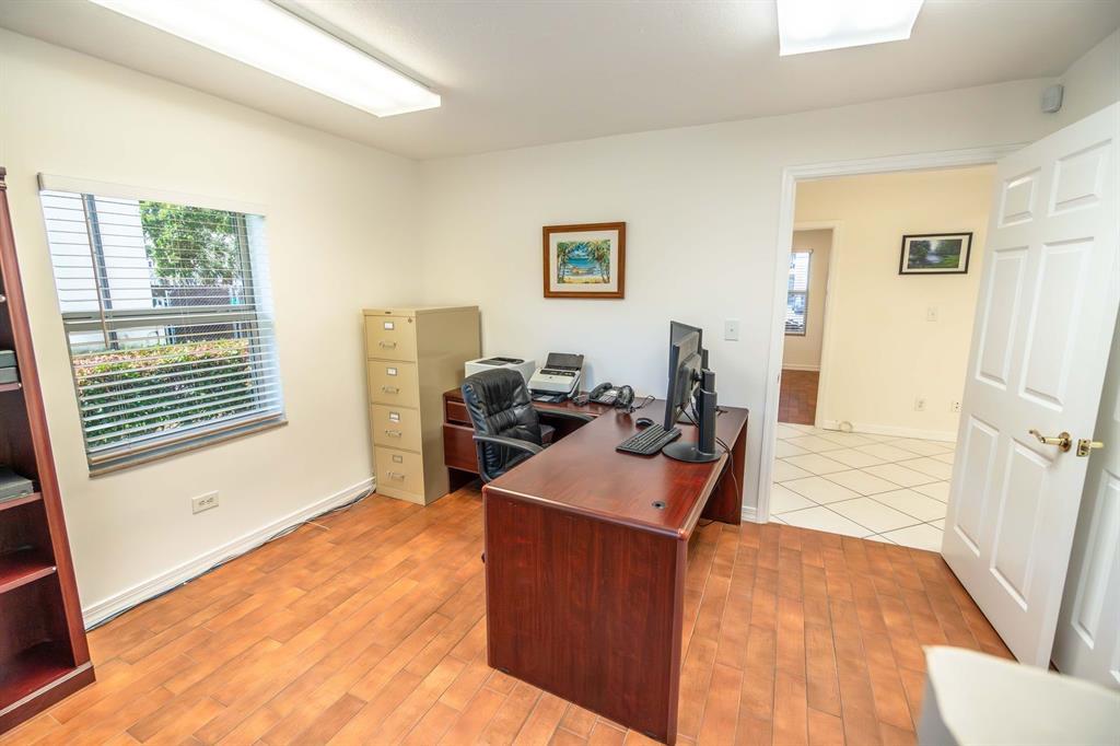 18 NE 2nd Ave, Dania Beach, Florida 33004, Estados Unidos