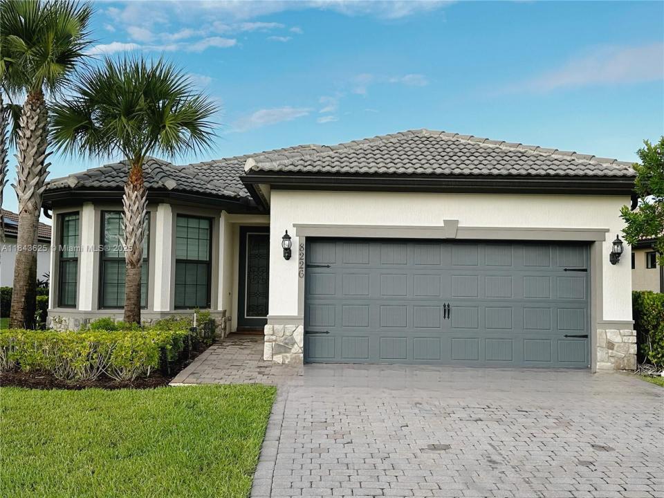 Tamarac, Florida 33321