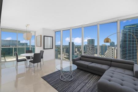 485 Brickell Ave 4404, Miami, Florida 33131, USA